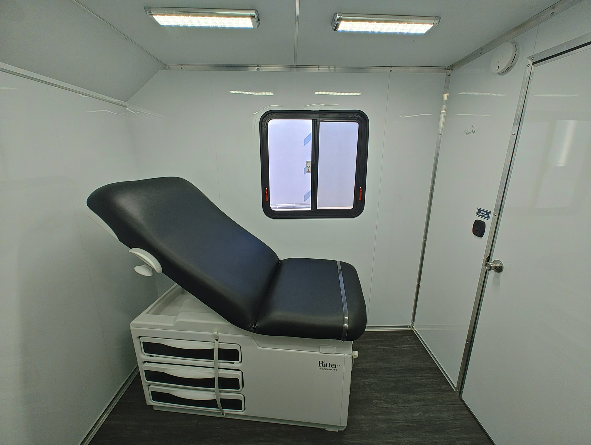 29ft three room ada mobile medical trailer