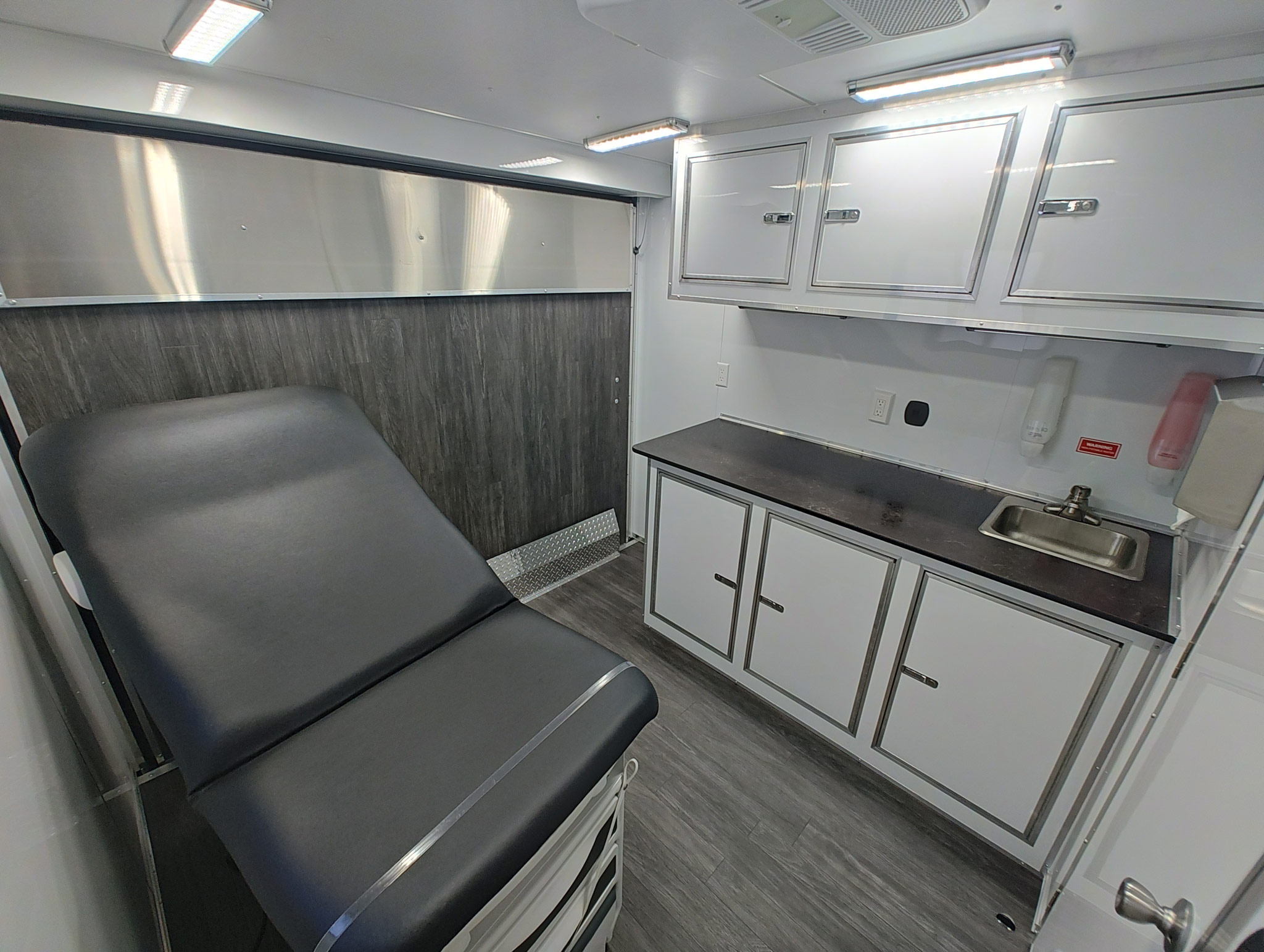 29ft three room ada mobile medical trailer
