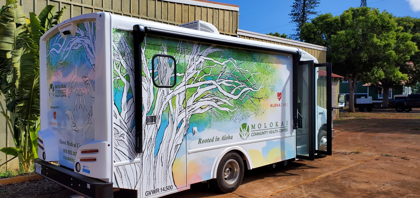 tesco-employee TESCO Employee