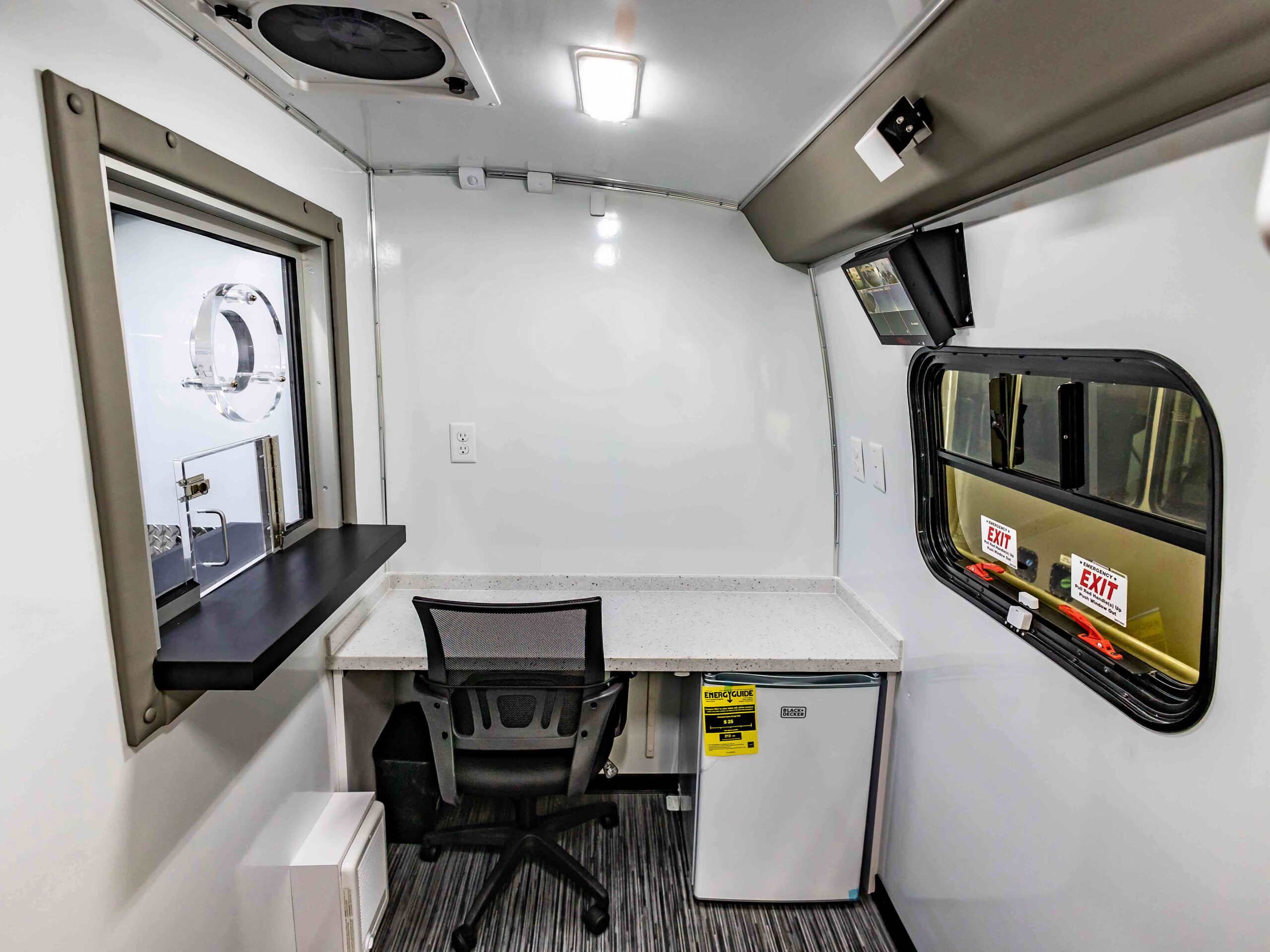 tesco-employee TESCO Employee