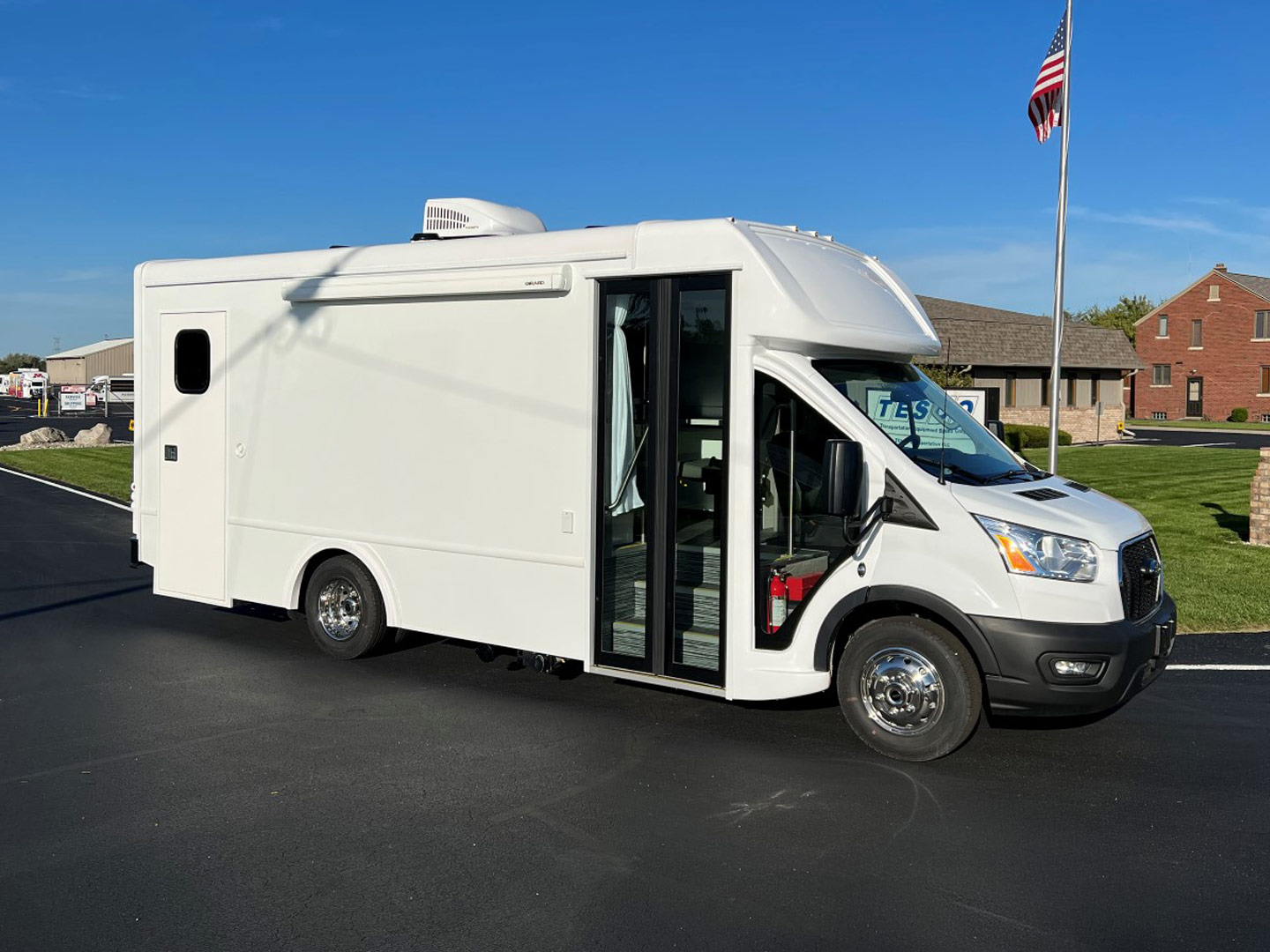Ford Transit Mobile Clinic Group-T
