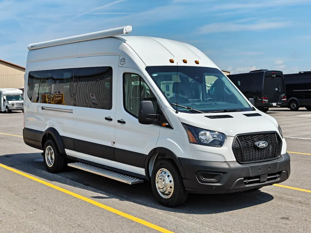 FR Ford Transit Mobile Clinic
