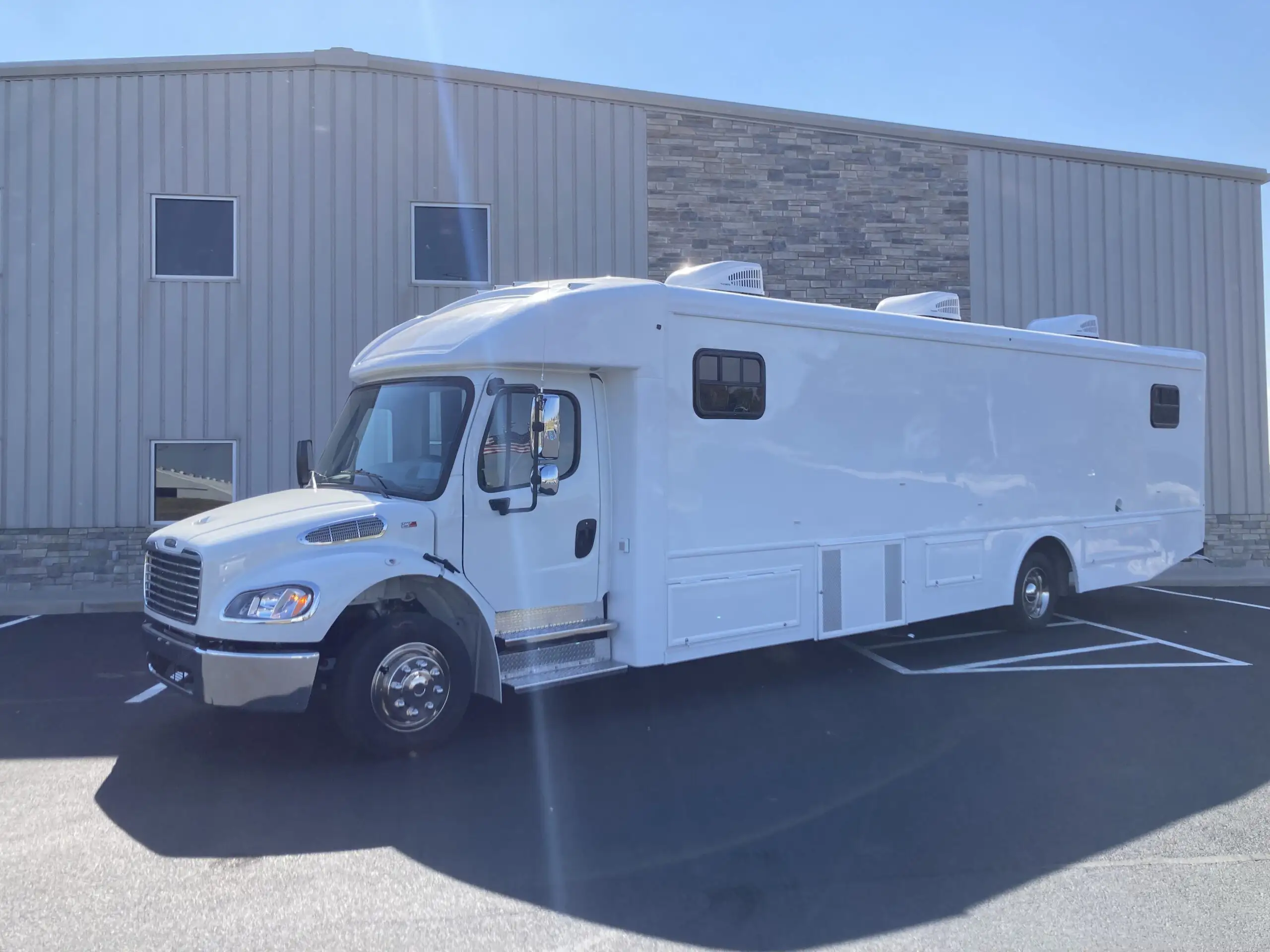 Three Room Clinic with Blood Draw Chair ADA Double Entry, Group H