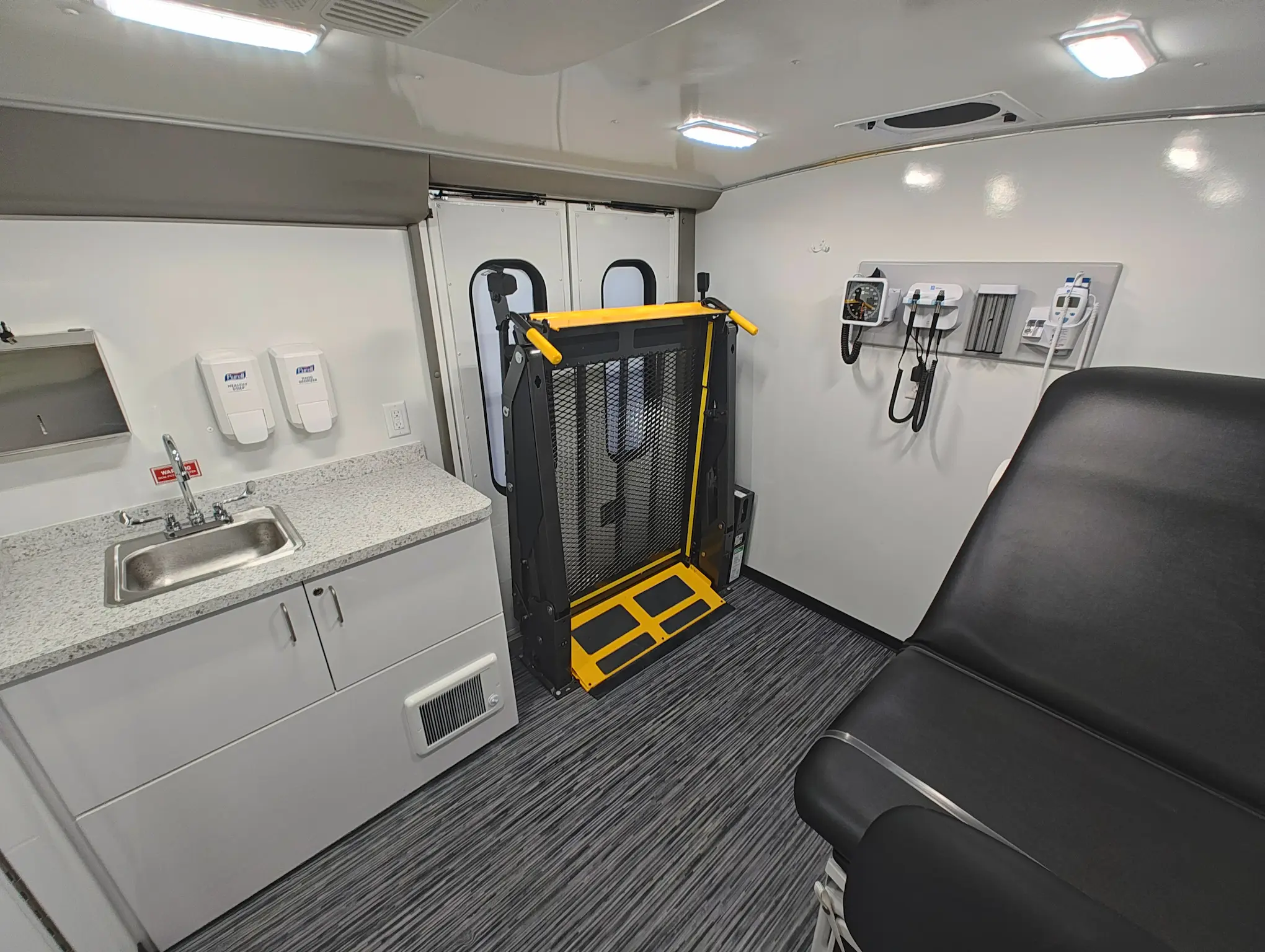 32 Ft Three Room Mobile Medication Unit Interior