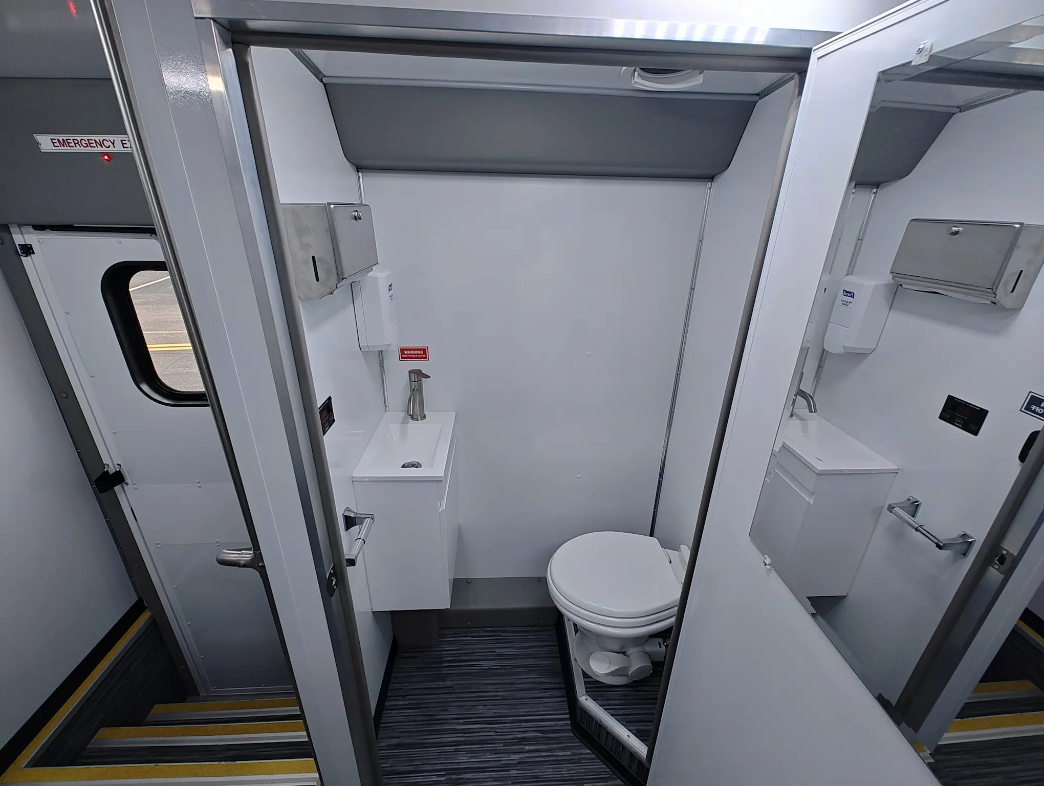 32 Ft Three Room Mobile Medication Unit Interior