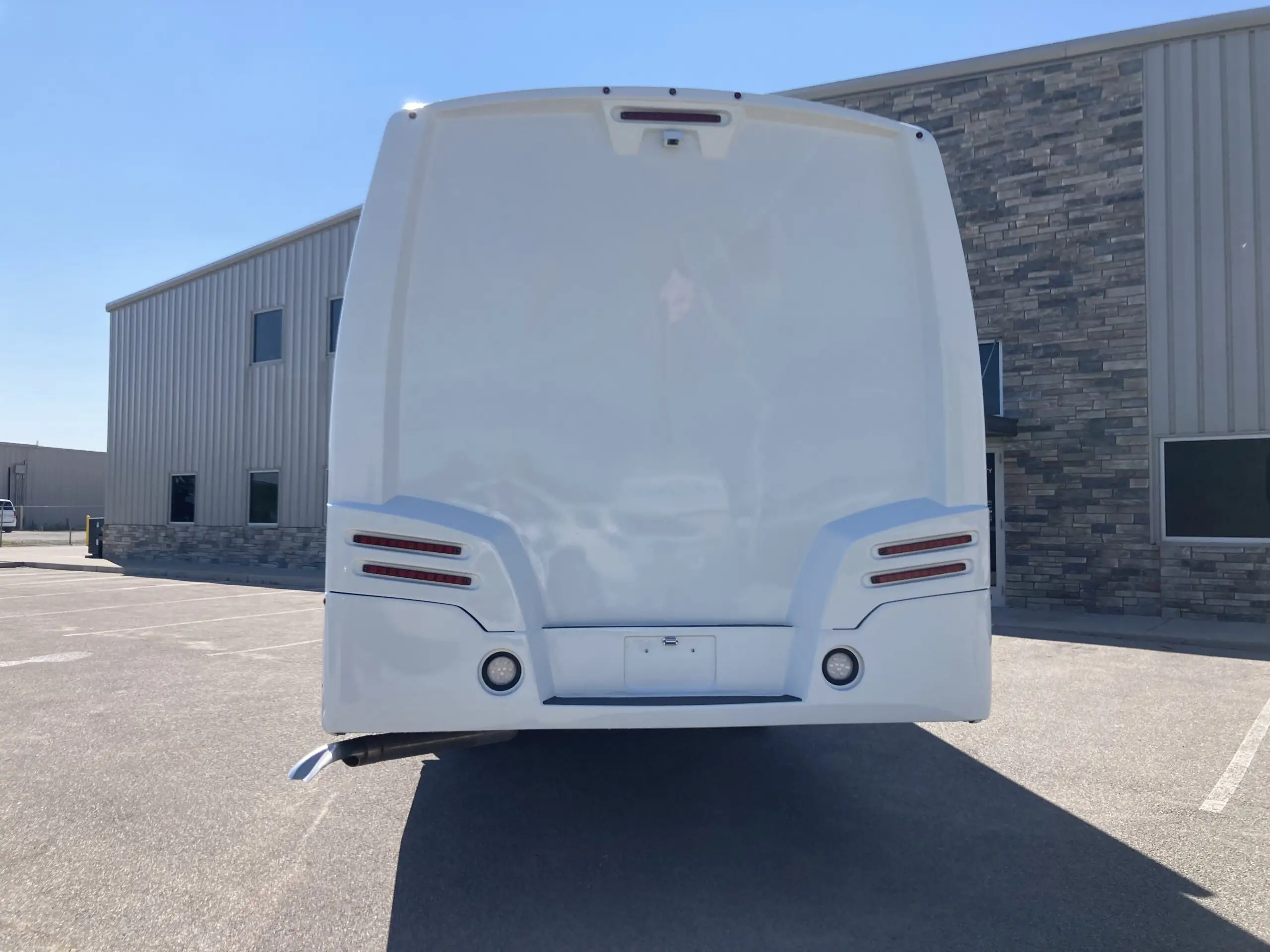 40 Ft Three Room Mobile Medication Unit Exterior