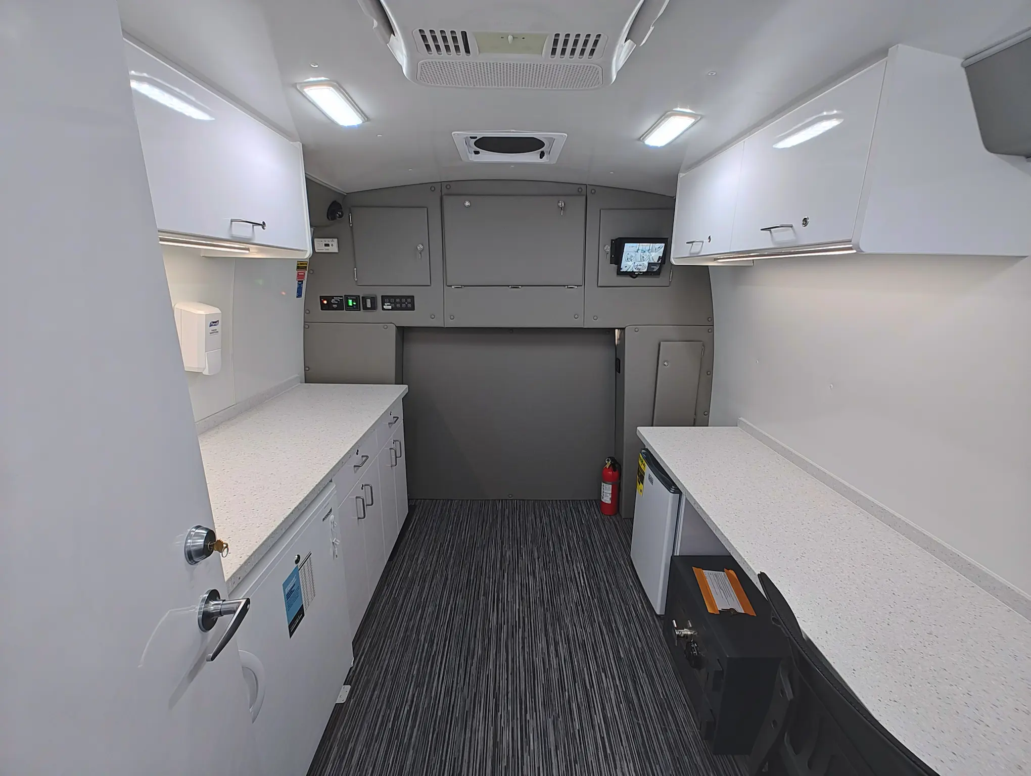 40 Ft Three Room Mobile Medication Unit Interior