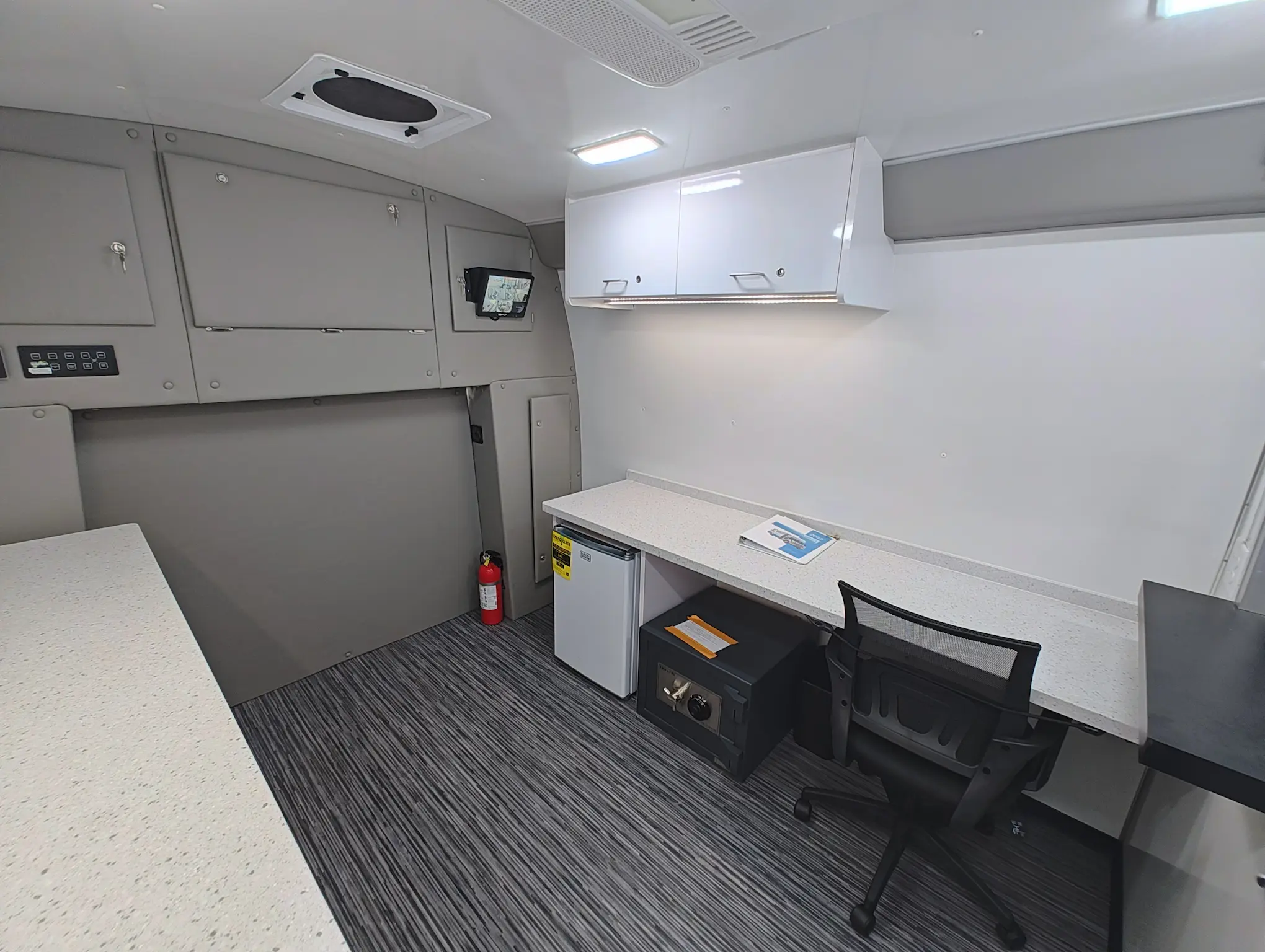 40 Ft Three Room Mobile Medication Unit Interior
