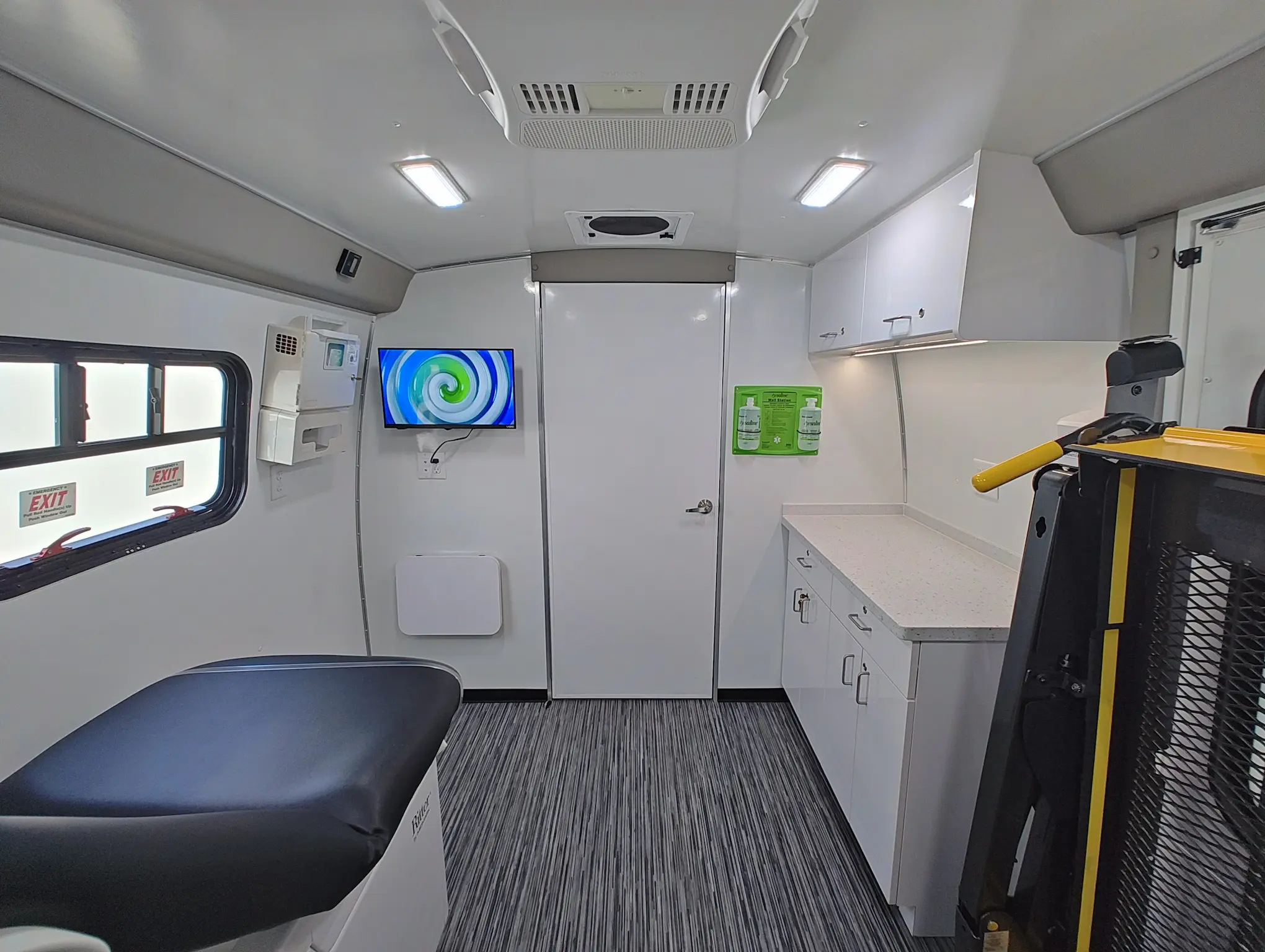 40 Ft Three Room Mobile Medication Unit Interior