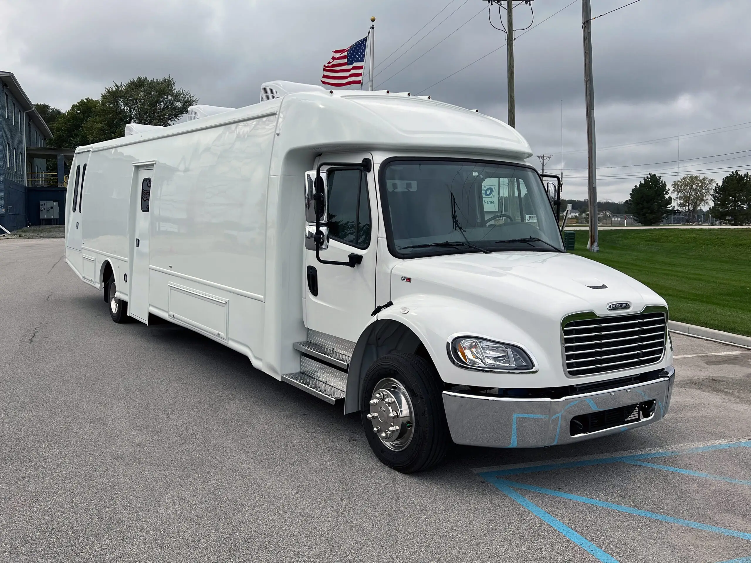 Three Room Clinic with Dental, Blood Draw & Exam, Group N