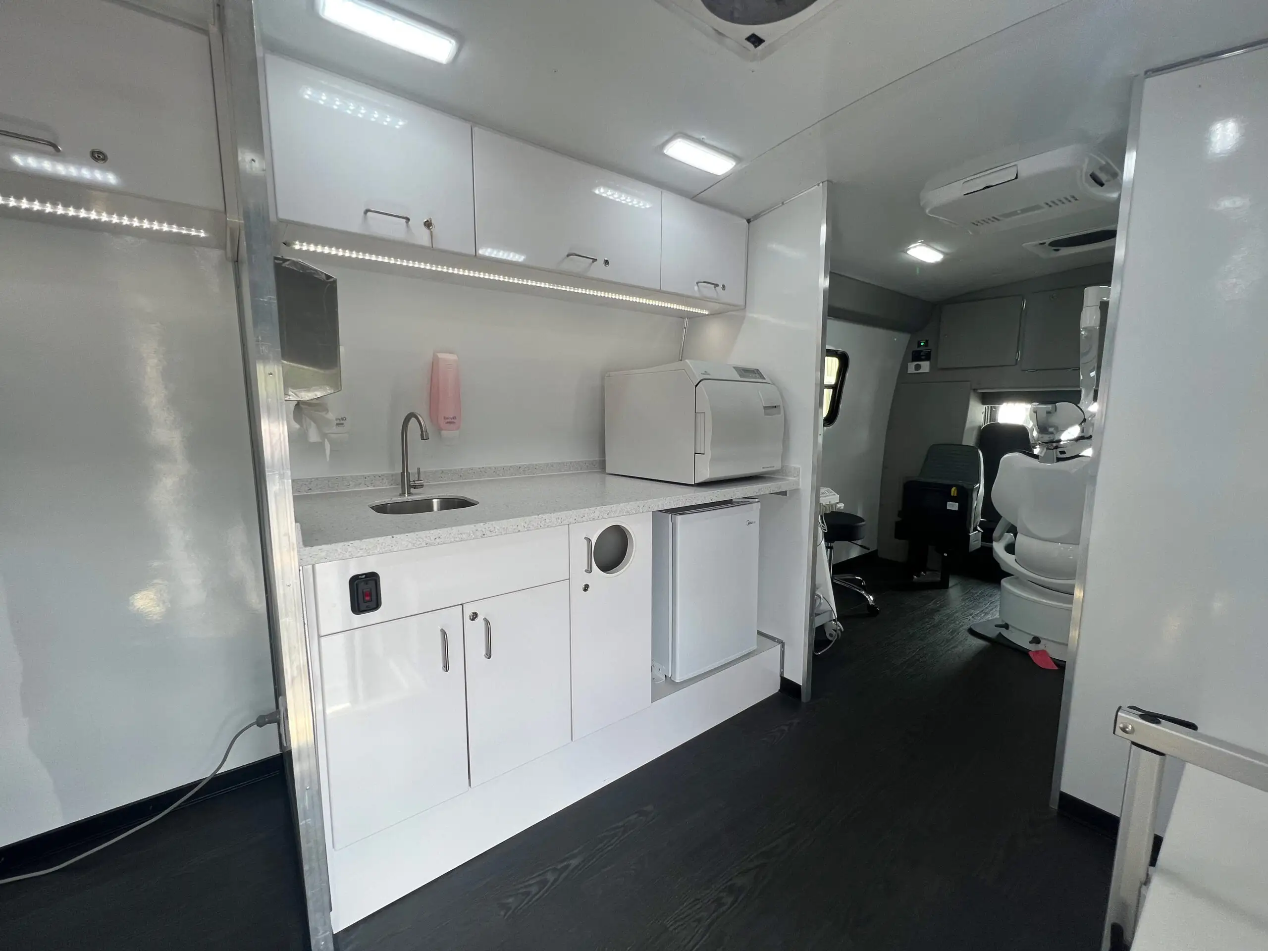 Three Room Clinic with Dental, Blood Draw & Exam, Group N