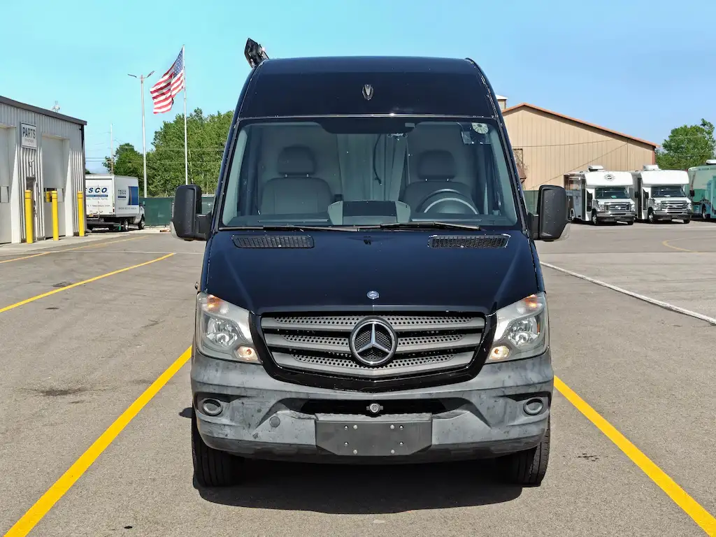 2015 Mercedes Benz Sprinter Mobile Clinic W/ Restroom