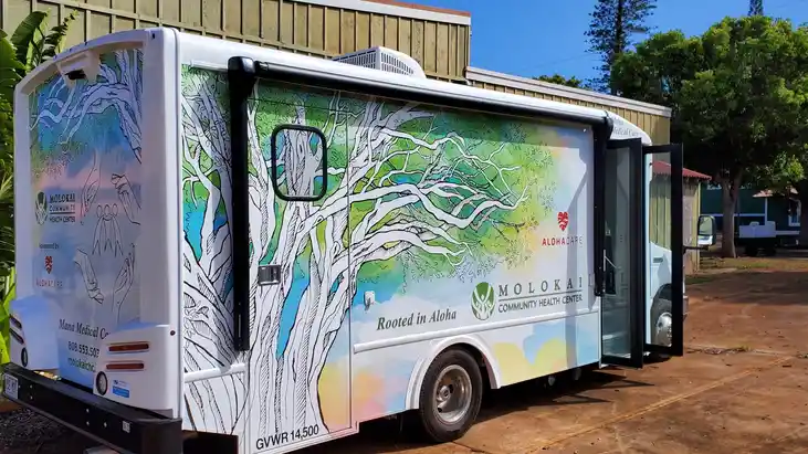 Providing Mobile Dental & Medical Care in Hawaii