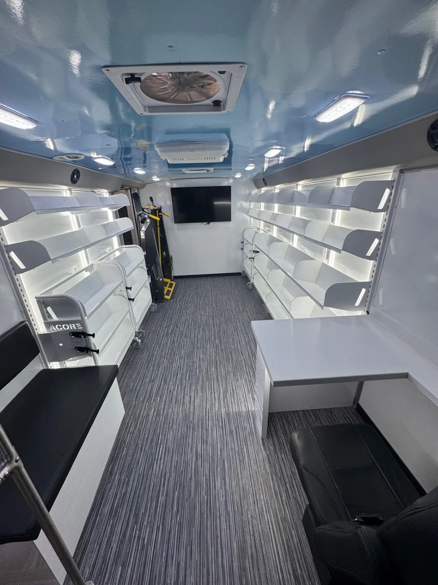 25FT Bookmobile With Wheelchair Lift, Group D