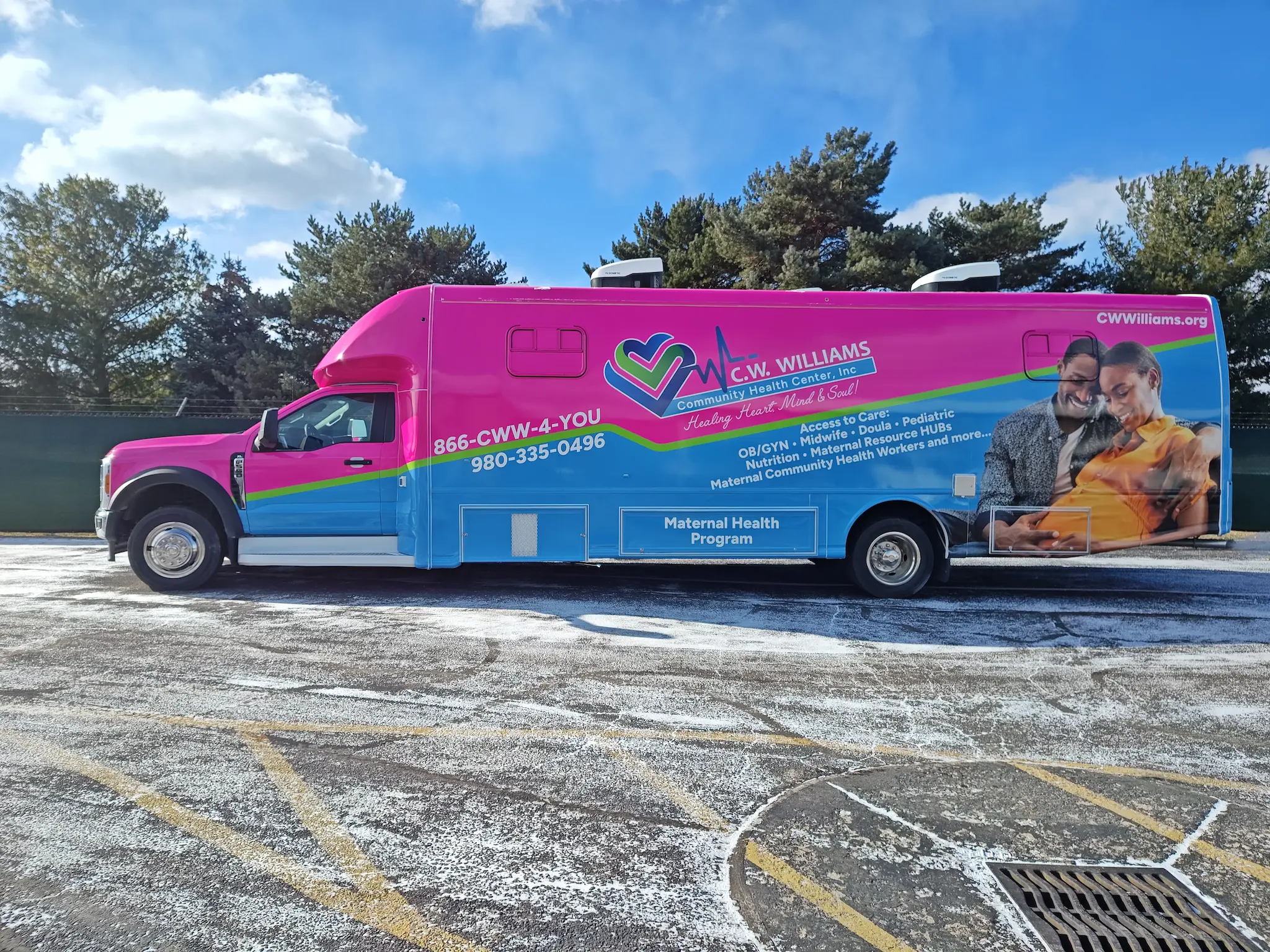 C.W. Williams Group G Three Room Mobile Clinic W/ Restroom & Wheelchair Lift - Image 3