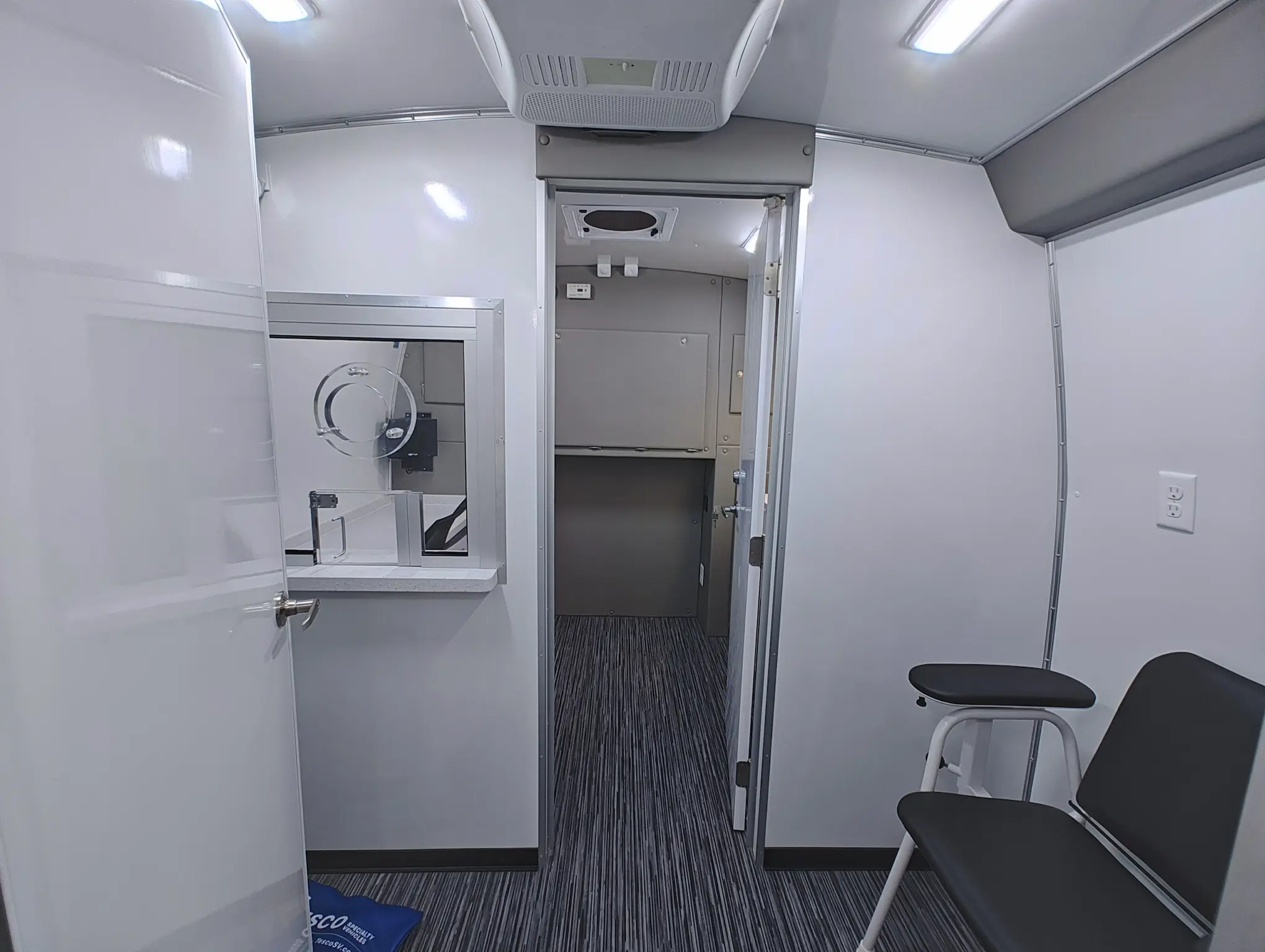 PAS Recovery Mobile Medication Unit W/ Restroom - Image 9