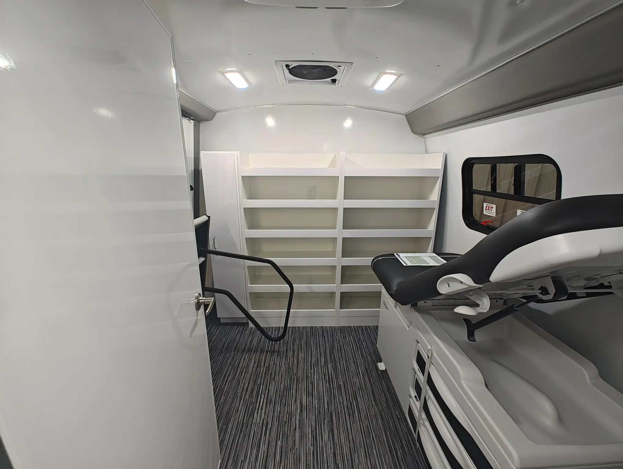 Oceanna Community Health 3 Room Mobile Health Clinic W/ Behavioral Health Room - Image 12