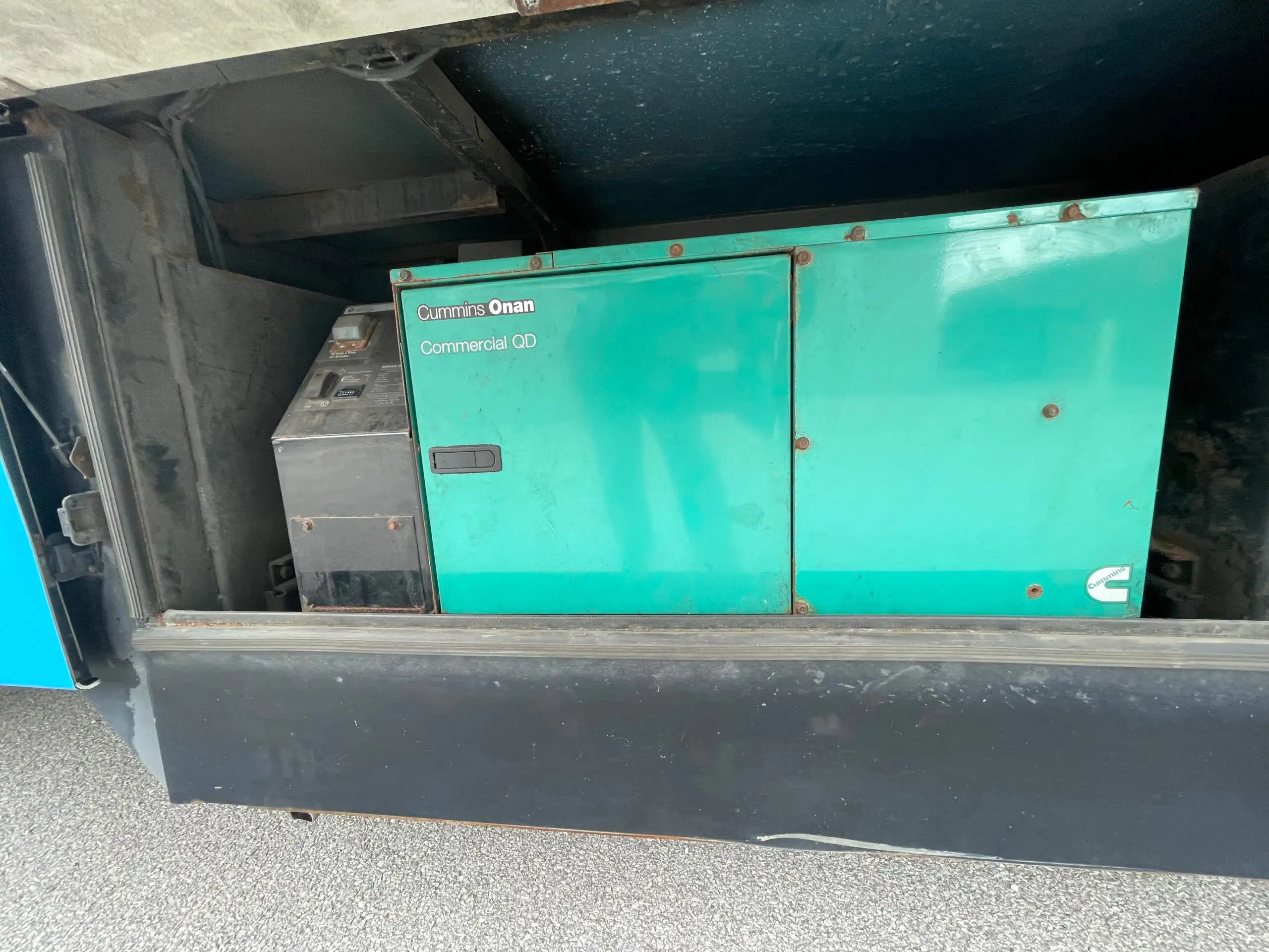 Exterior of a used 2014 farber specialty clinic for sale